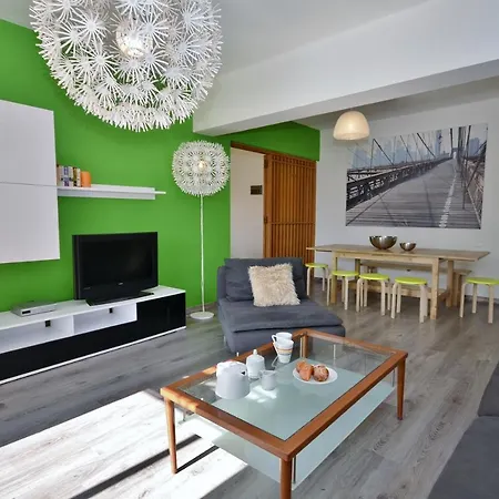 City Living Tk1 Rm 2 3* San Julián