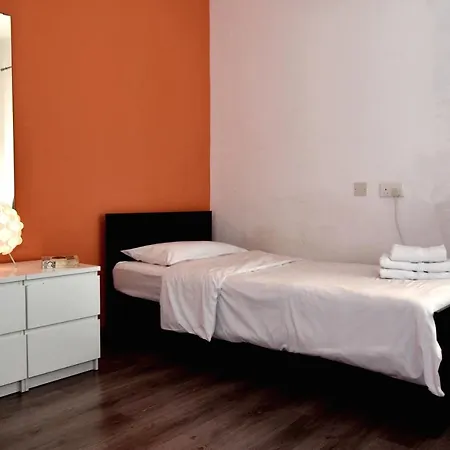 City Living Tk1 Rm 2 Affittacamere